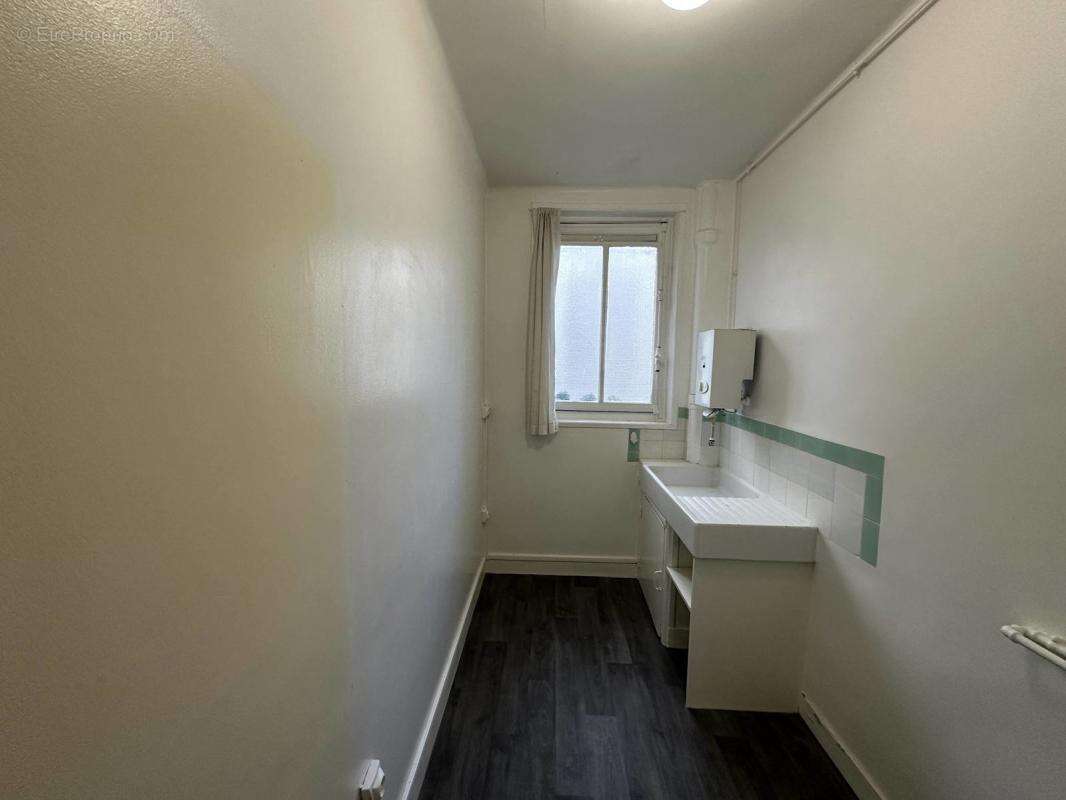 Appartement à PARIS-20E