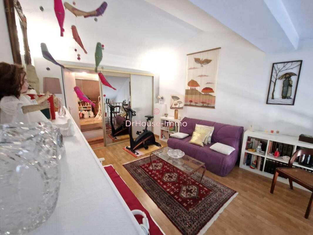 Appartement 95 m² à Menton  - photo 2