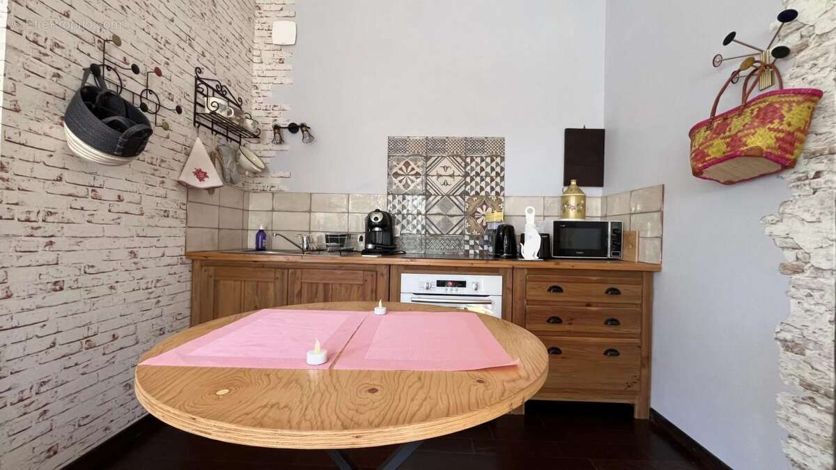 Maison à CHENAC-SAINT-SEURIN-D&#039;UZET