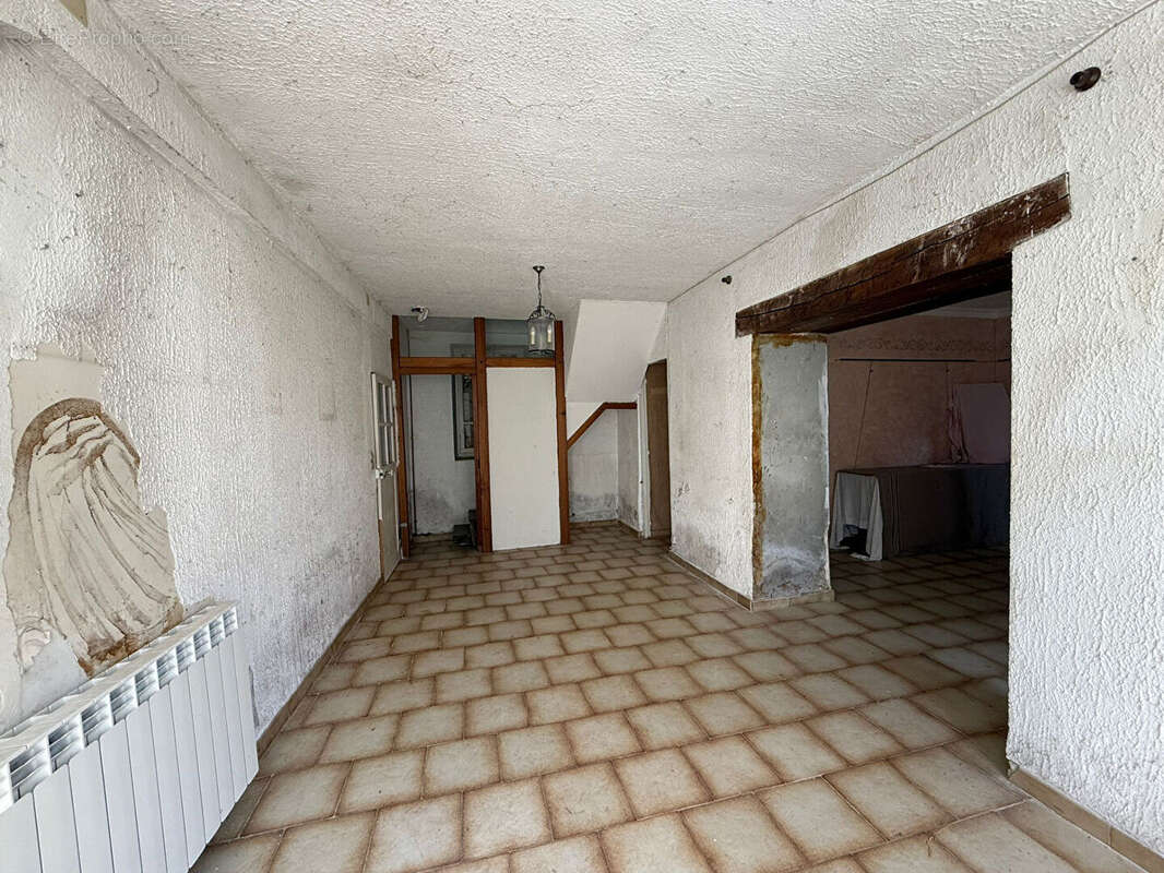 Maison à GIRONVILLE-SUR-ESSONNE