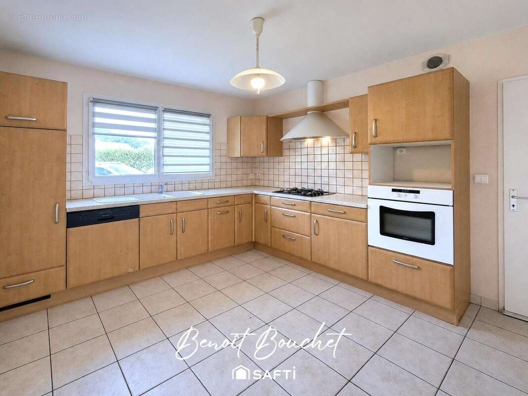 Maison 169 m² à Mouen  - photo 7