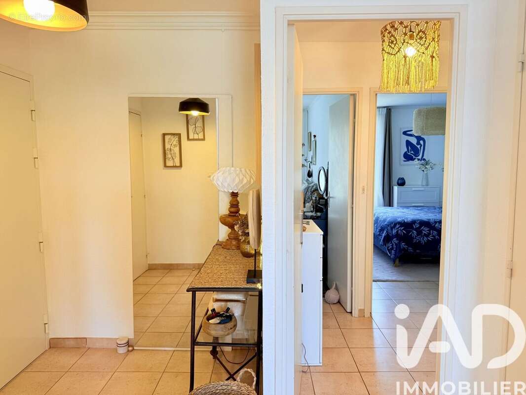 Appartement 74 m² à Toulon  - photo 8