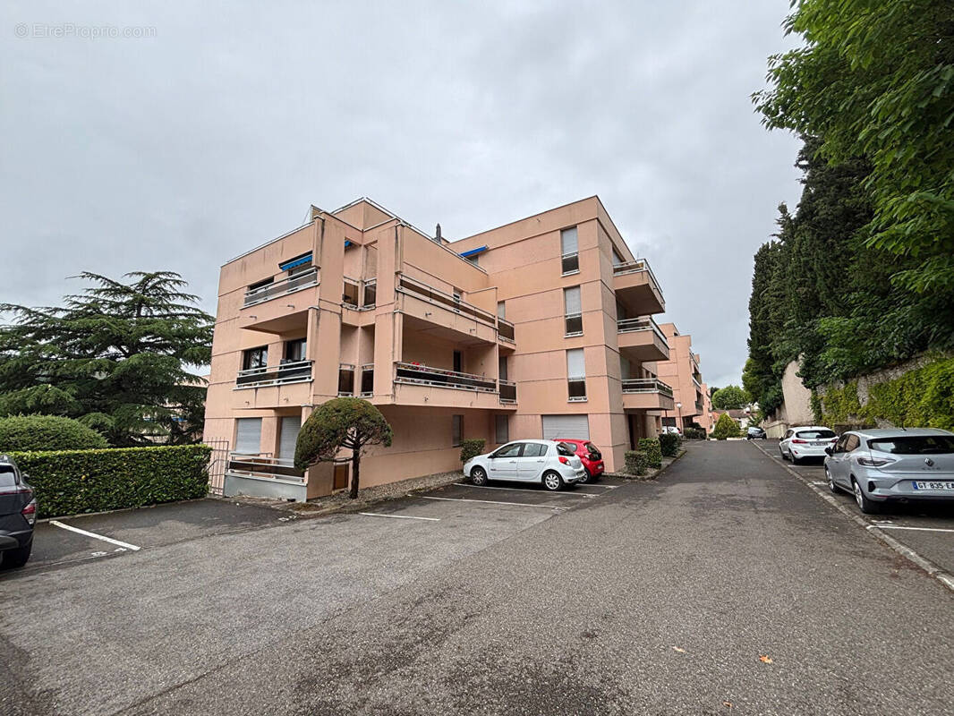 Appartement à CAHORS