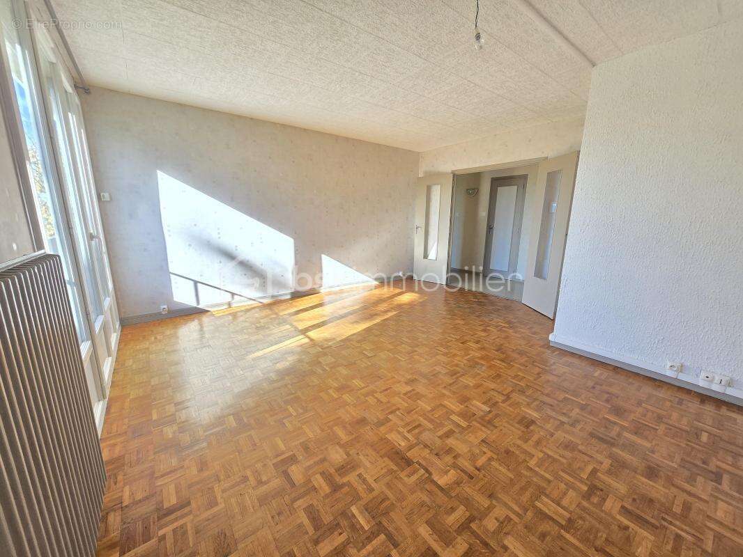 Magnifique appartement type T4 de 66 m² avec cave à NEVERS - photo 2