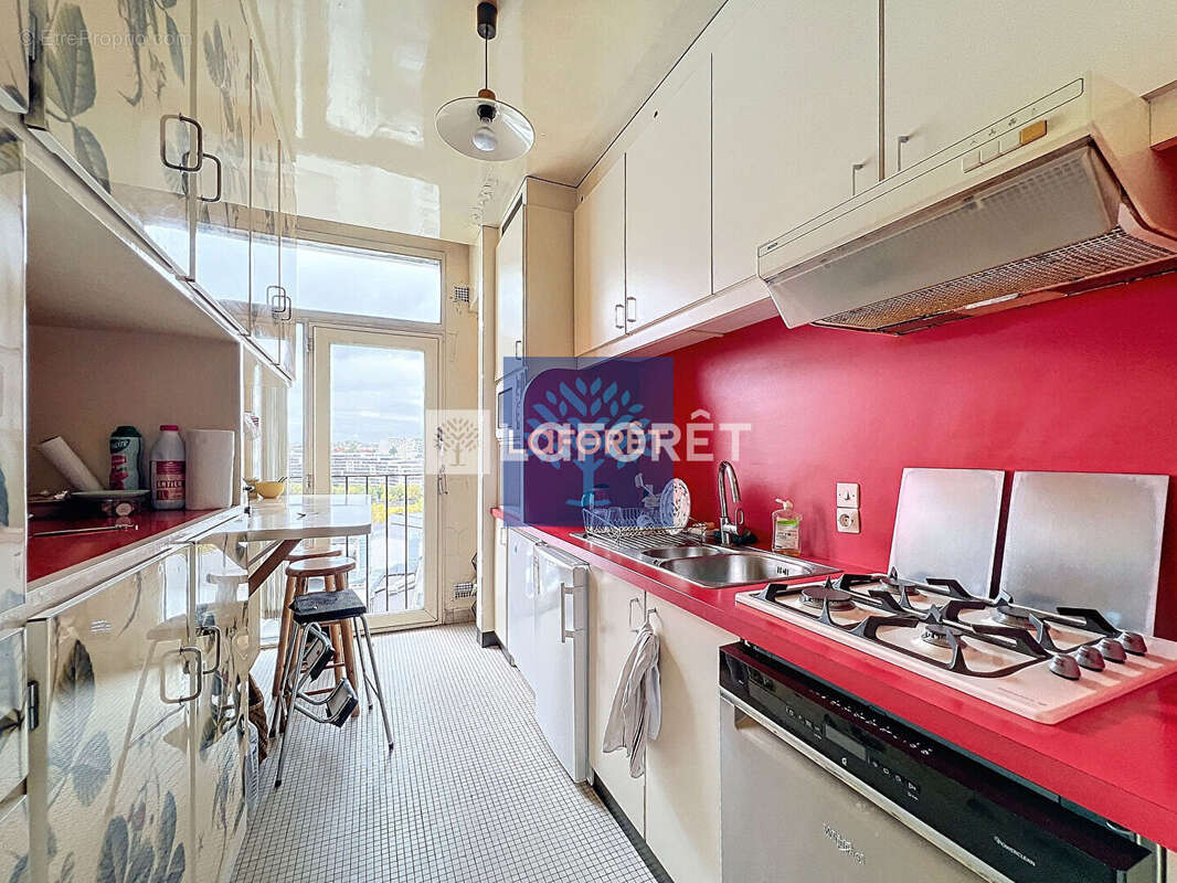 Appartement à PARIS-15E