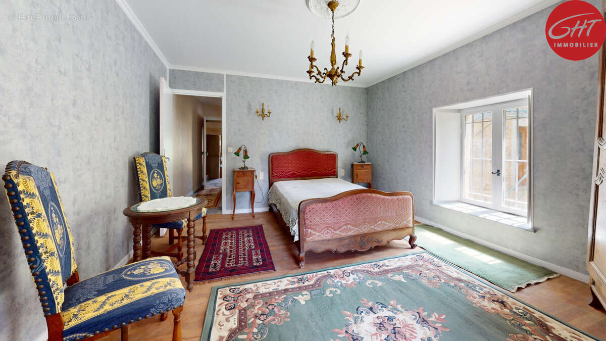 Maison à MARNAY