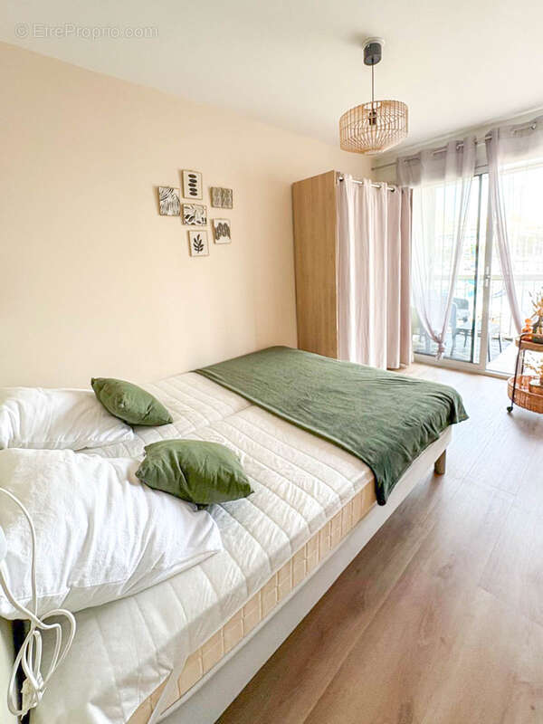 Appartement à MAUGUIO