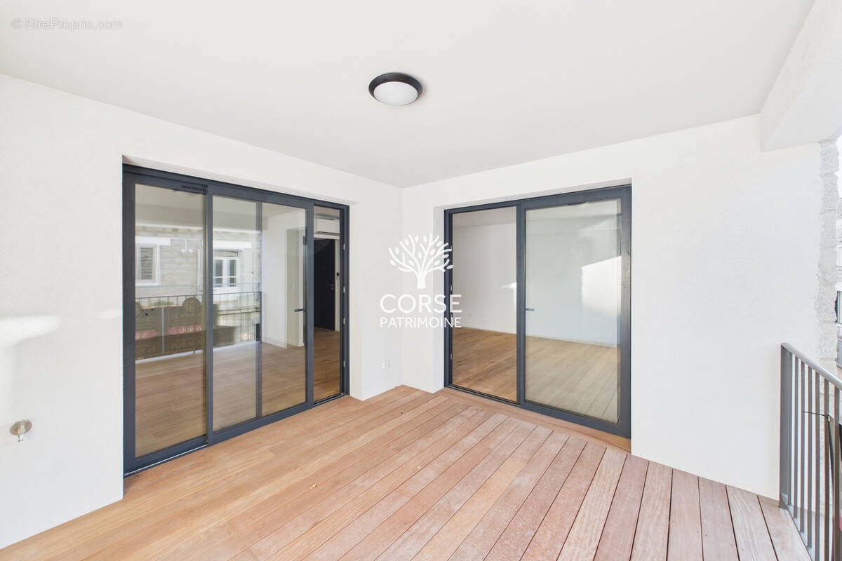 Appartement à PORTO-VECCHIO