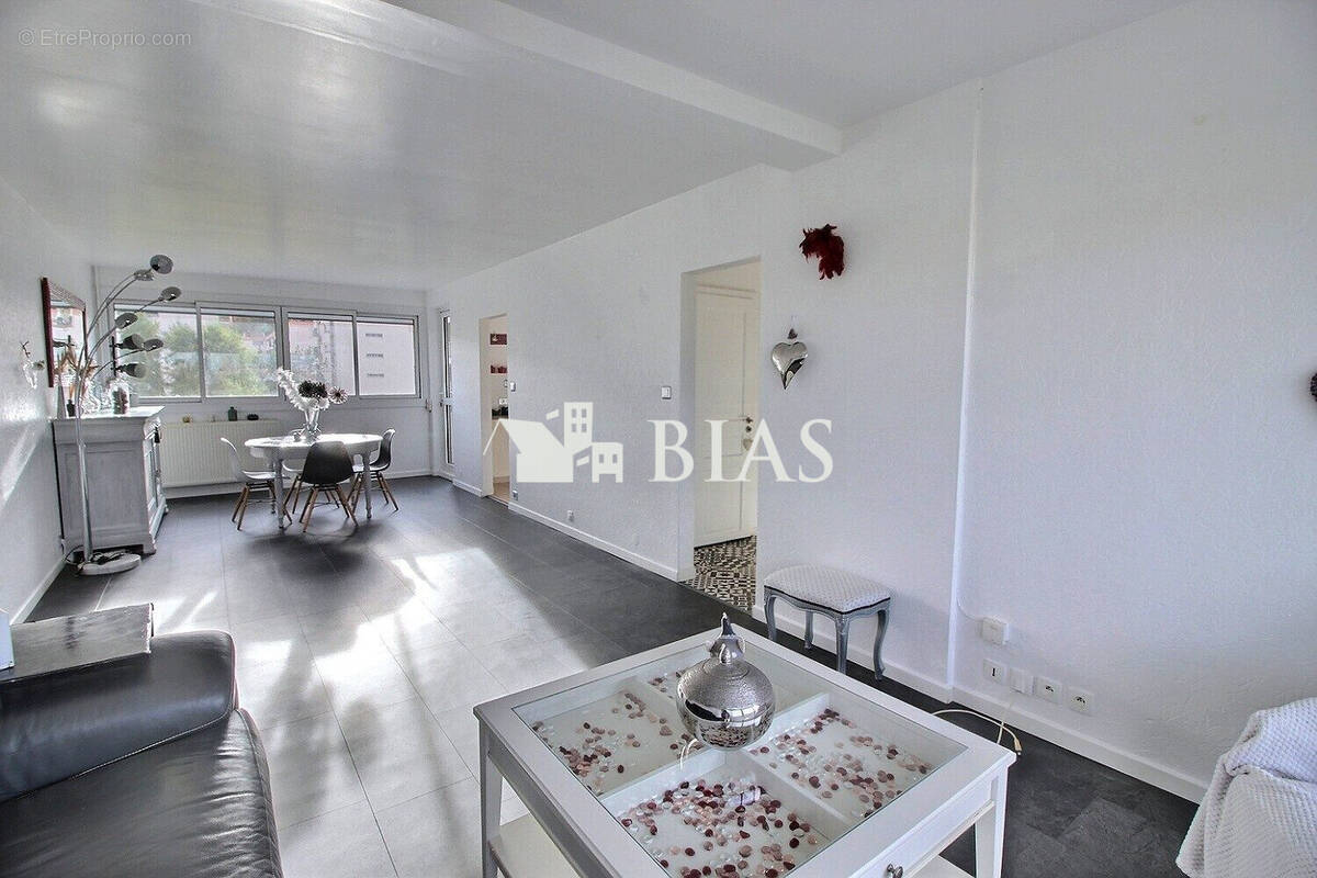 Appartement à SAINT-PIERRE-LES-ELBEUF