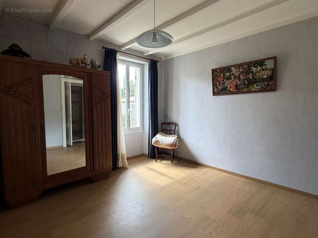 Maison à ETAULIERS