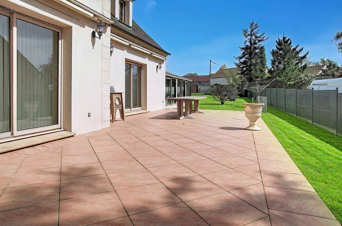 Maison à MANTES-LA-JOLIE