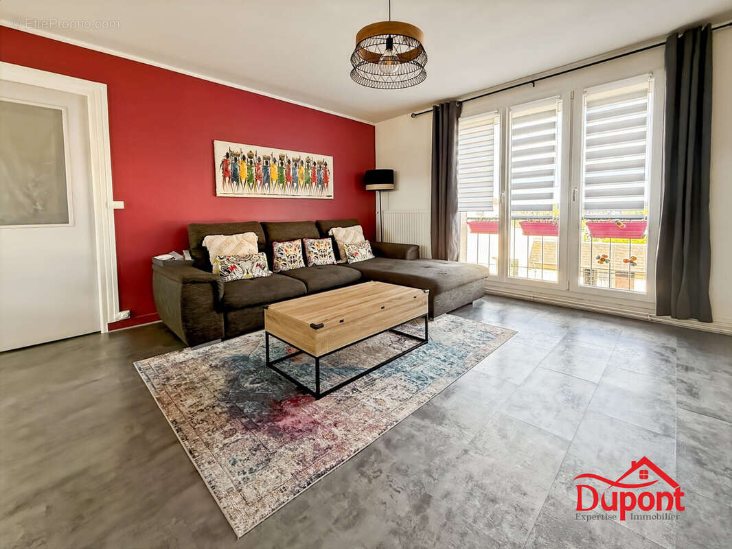 Appartement à CHARLEVILLE-MEZIERES