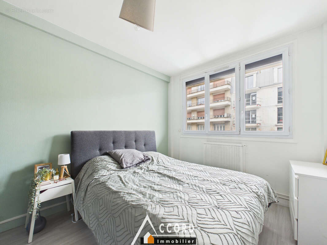 Appartement à SARTROUVILLE