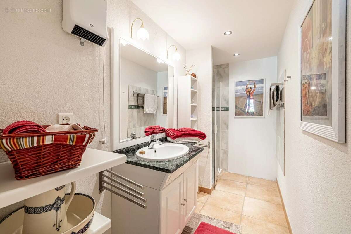 Maison à MONTFORT-SUR-ARGENS