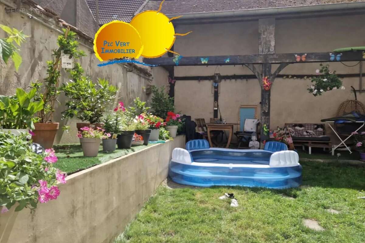 Appartement à AUXONNE