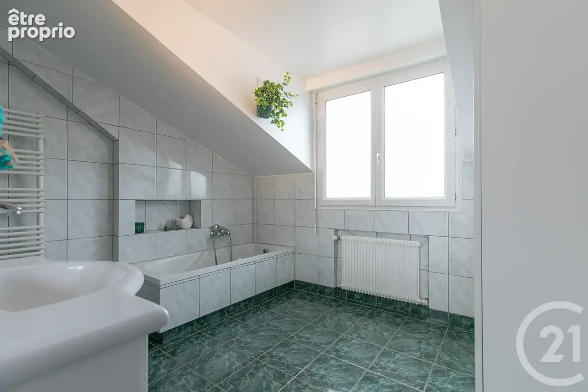 Appartement 6 pièces 105 m² à vendre à Chennevieres-Sur-Marne (94430) - photo 22