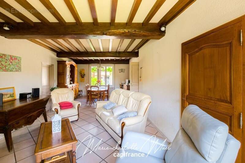 Maison à PONT-DE-VAUX