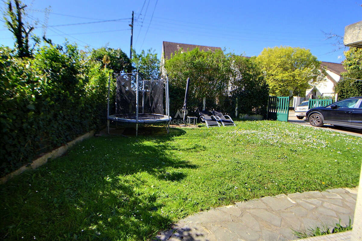 Maison à TRIEL-SUR-SEINE