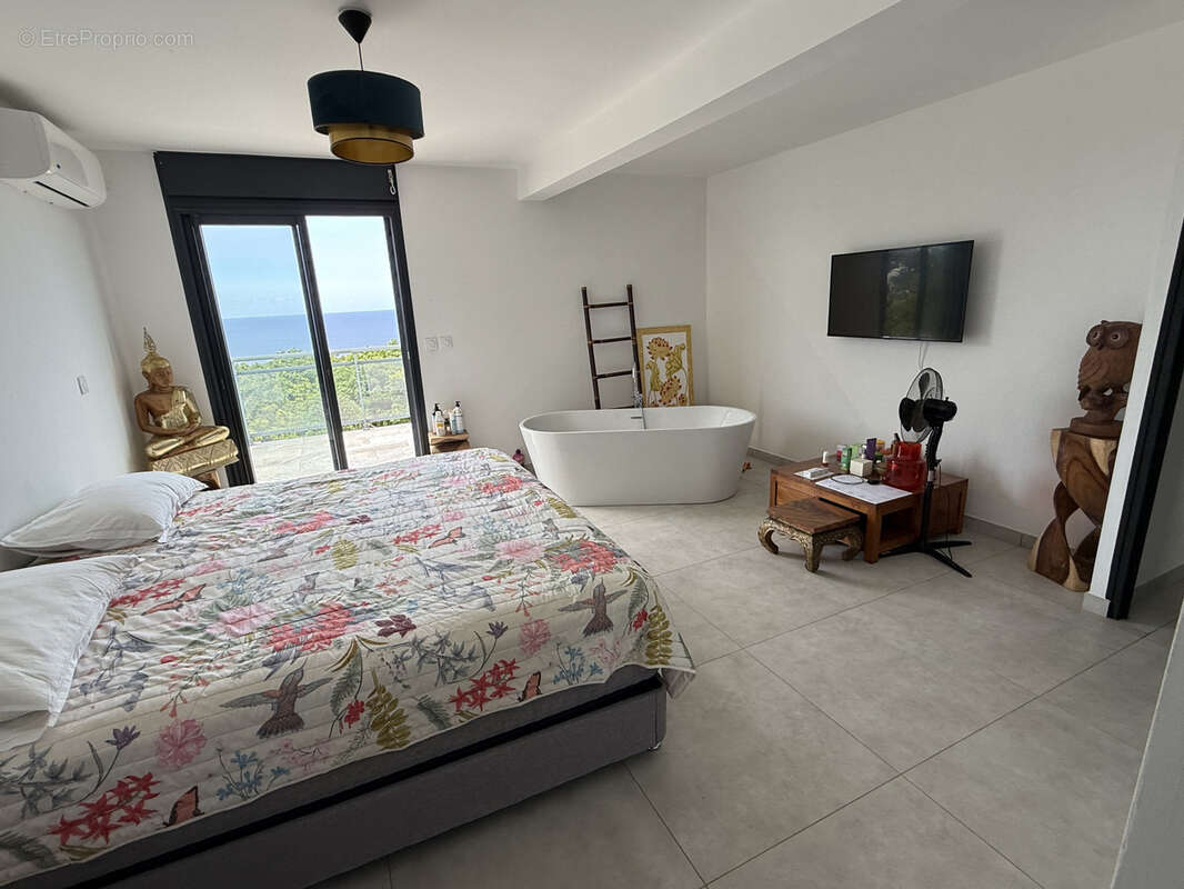 Maison à SAINTE-ROSE