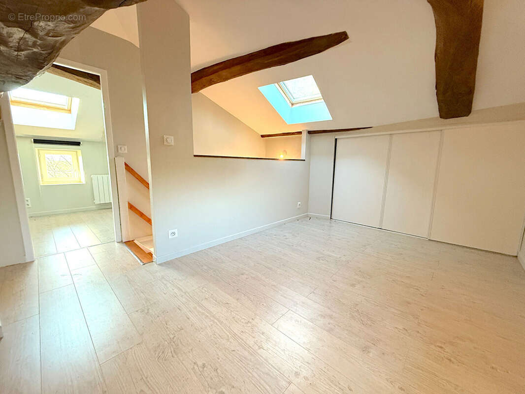 Appartement à SAINT-DIDIER-SUR-CHALARONNE