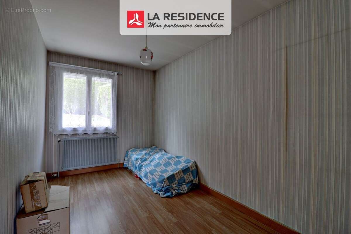 Maison à LA FALAISE