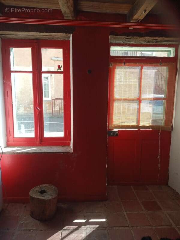 Maison 196 m² à Montvicq  - photo 4