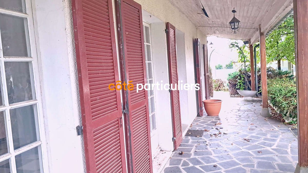 Maison à FERRIERES-EN-GATINAIS