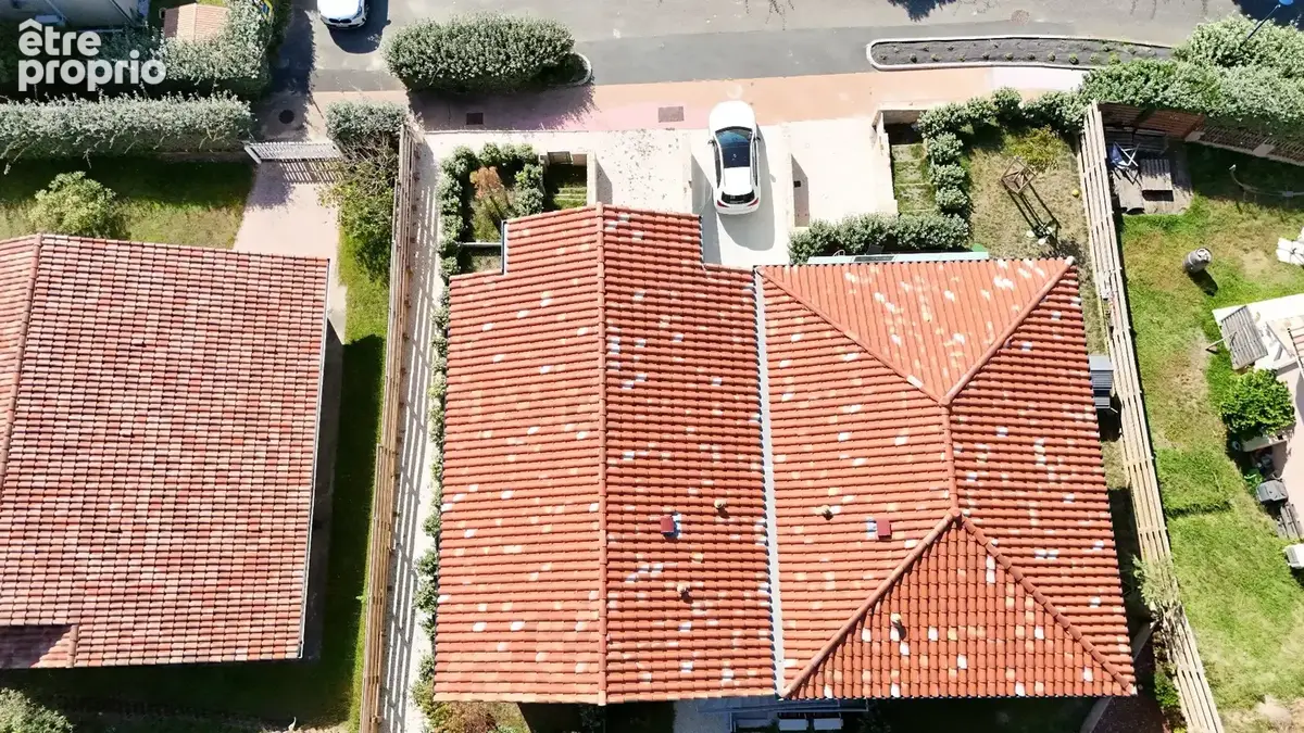 Appartement au 1er et dernier etage de type 3 pièces de 74.91 m2 avec terrasse de 7.50 m2 + 2 parking en sous sol - photo 3