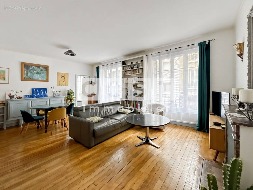 Appartement à ASNIERES-SUR-SEINE