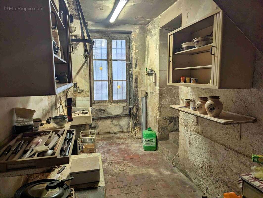 Maison à réhabiliter entre Auxerre et Clamecy
