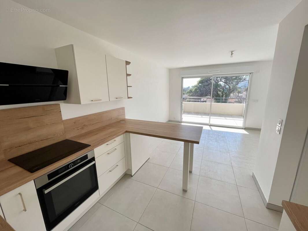 Photo 2 - Appartement à FREJUS
