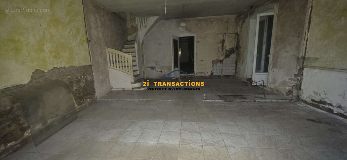 Appartement à SAINT-ETIENNE