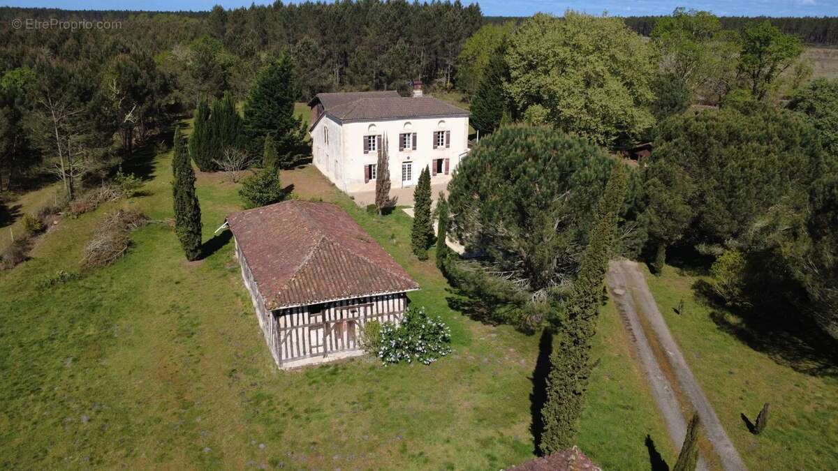 Maison à LENCOUACQ