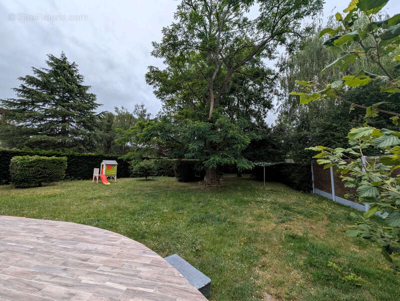 Maison familiale avec jardin à CHECY (45) - photo 19
