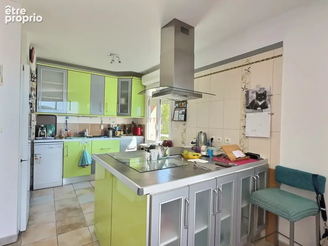 Appartement 82 m² à Saint-Chamas  - photo 7