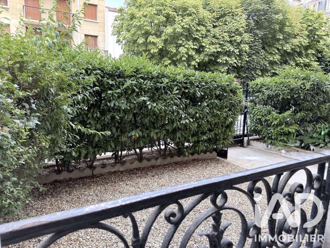 Appartement 28 m² à Bois-Colombes  - photo 4