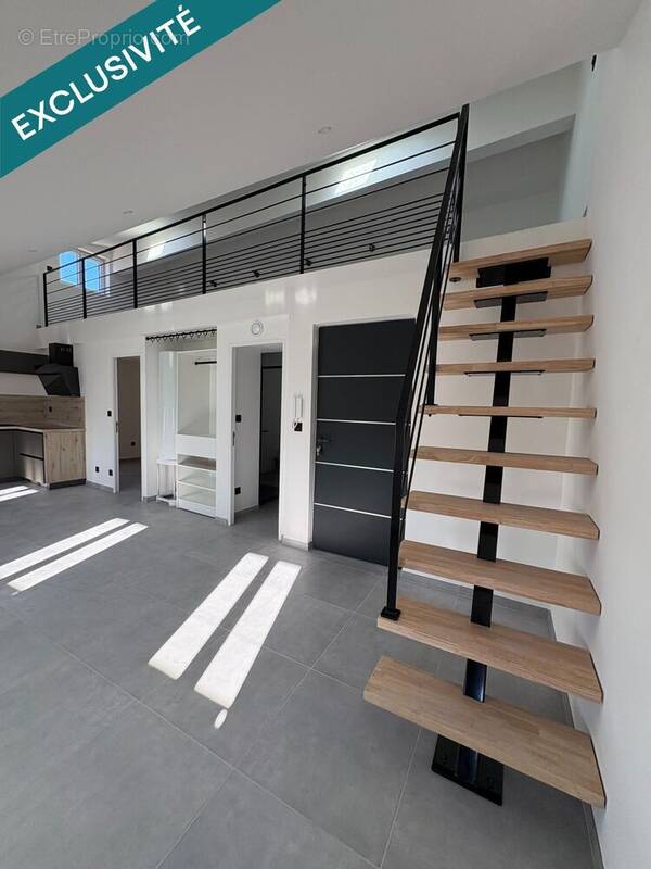 Photo 1 - Appartement à AUBIGNAN