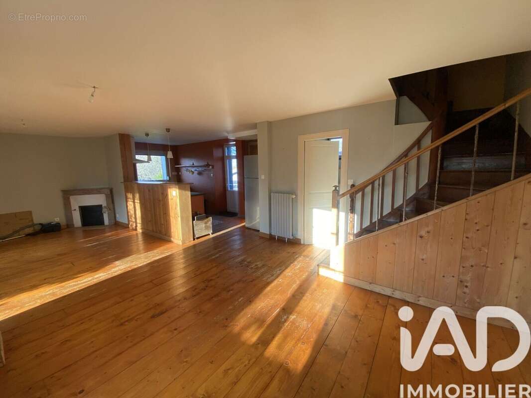 Photo 3 - Maison à LE POIRE-SUR-VELLUIRE