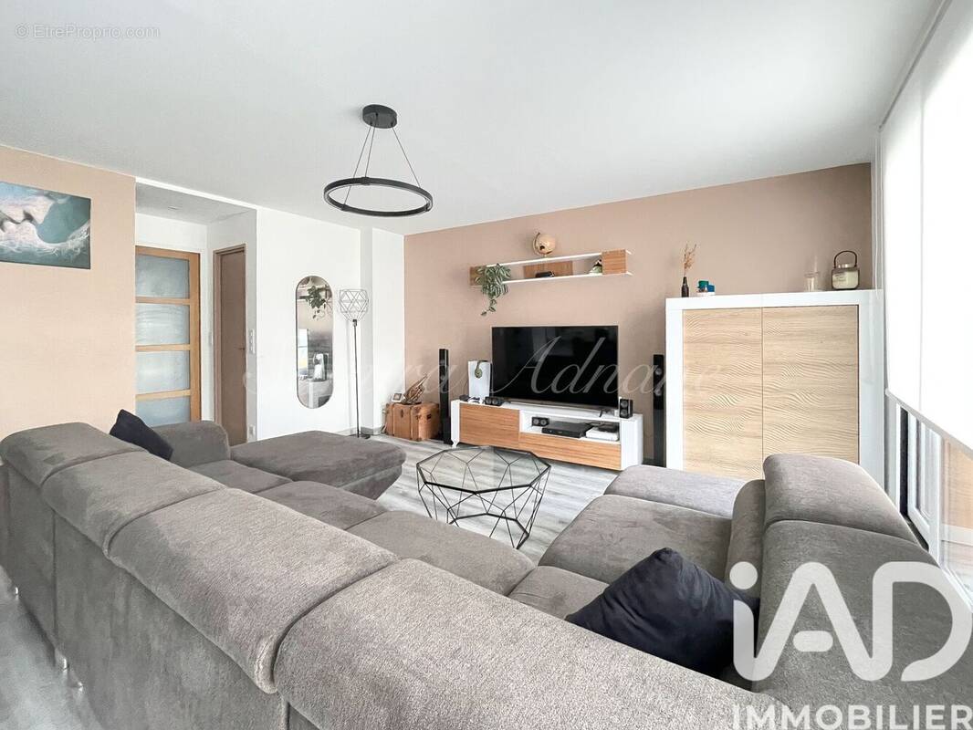 Photo 1 - Appartement à RUEIL-MALMAISON