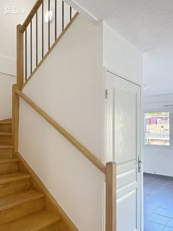 Villa Nimes 4 pièce(s) 81.03 m2 - photo 6