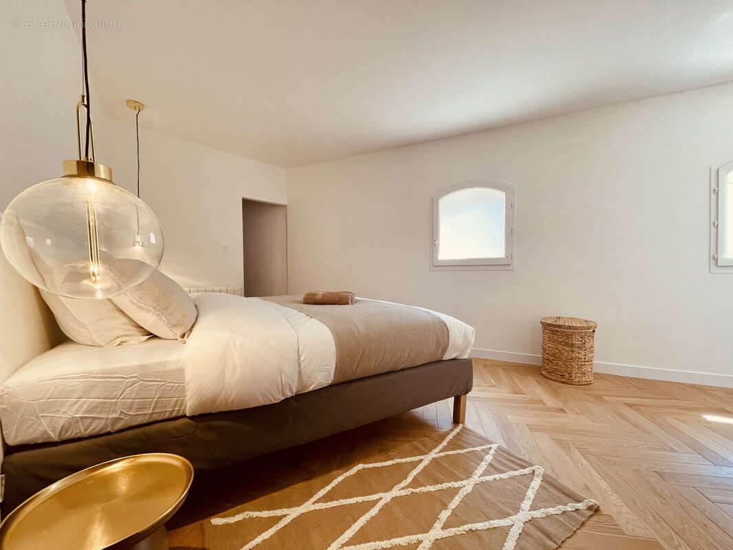 Maison à MARSEILLE-7E