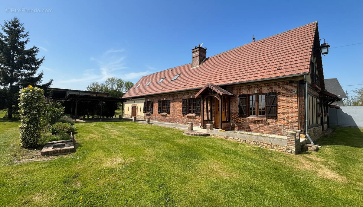 Maison à DAMVILLE