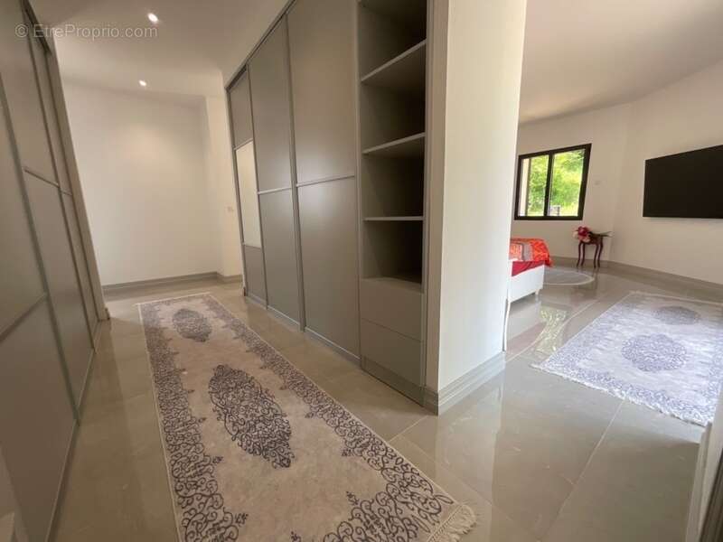 Maison à SAINT-PREST