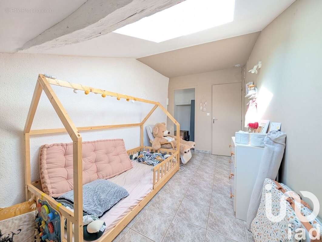 Photo 8 - Maison à LUSSAC-LES-CHATEAUX