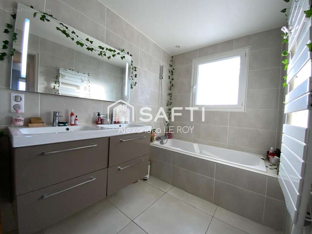 Photo 7 - Maison à GIGNAC