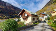 Maison à VAUJANY