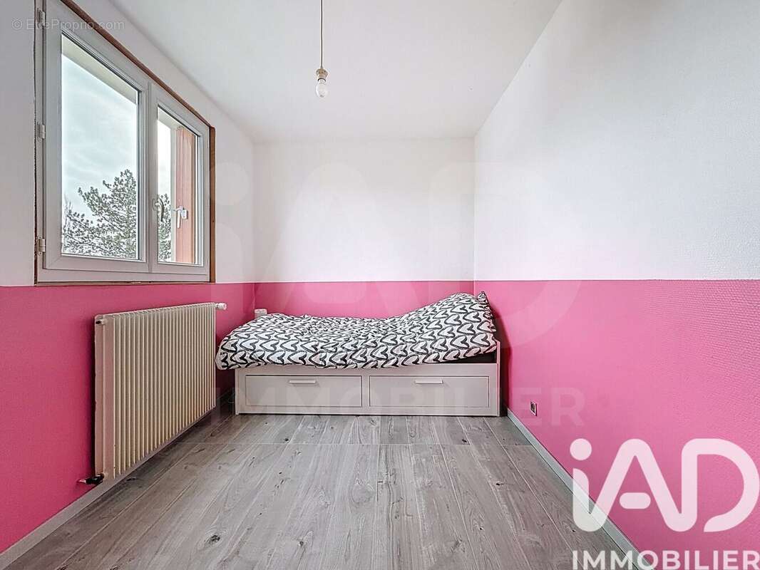 Photo 7 - Appartement à LE PLESSIS-TREVISE