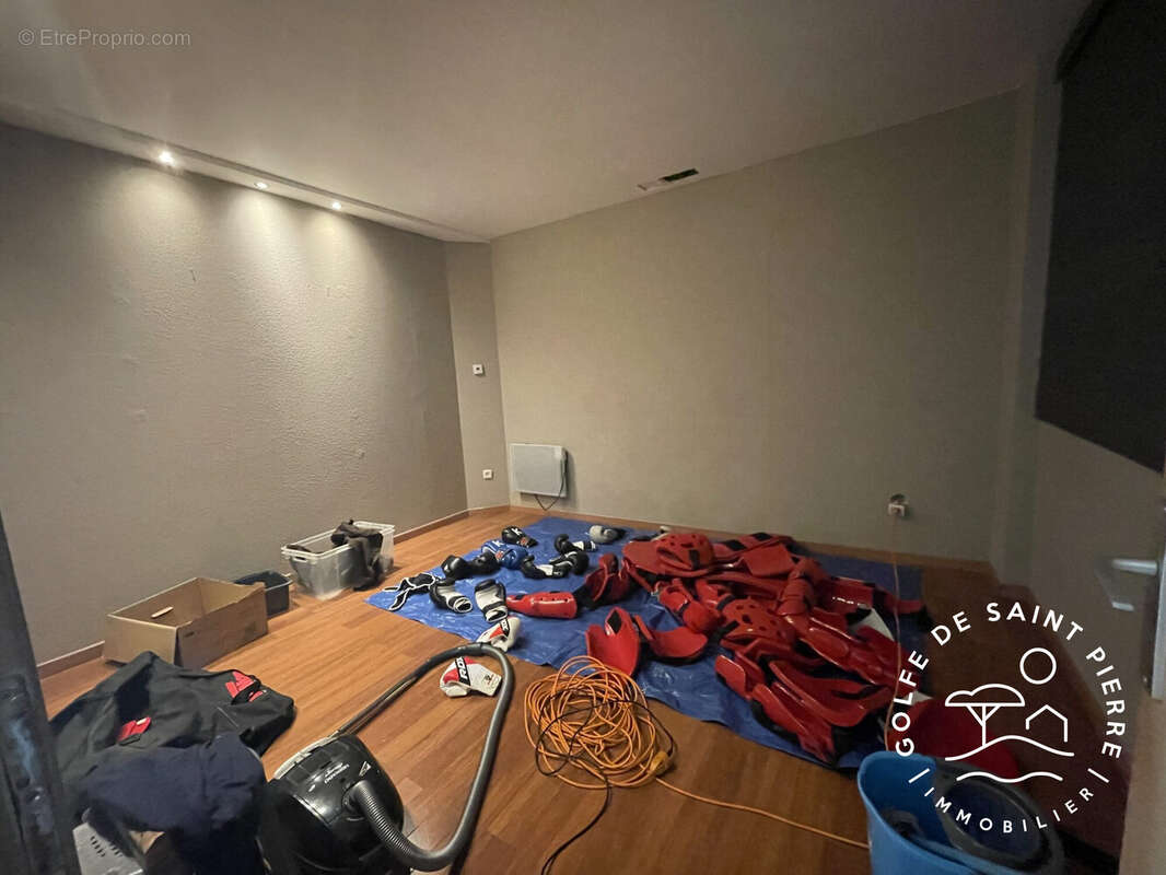 Maison 307 m² à Sete  - photo 6