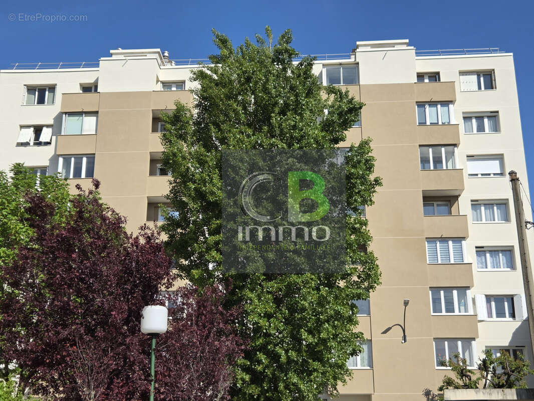 Appartement à CHAMPIGNY-SUR-MARNE