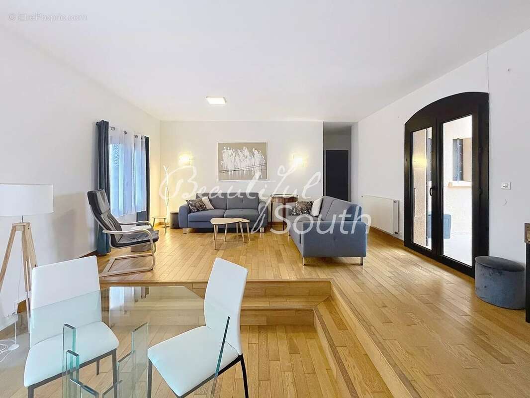 Maison à MONTESQUIEU-DES-ALBERES